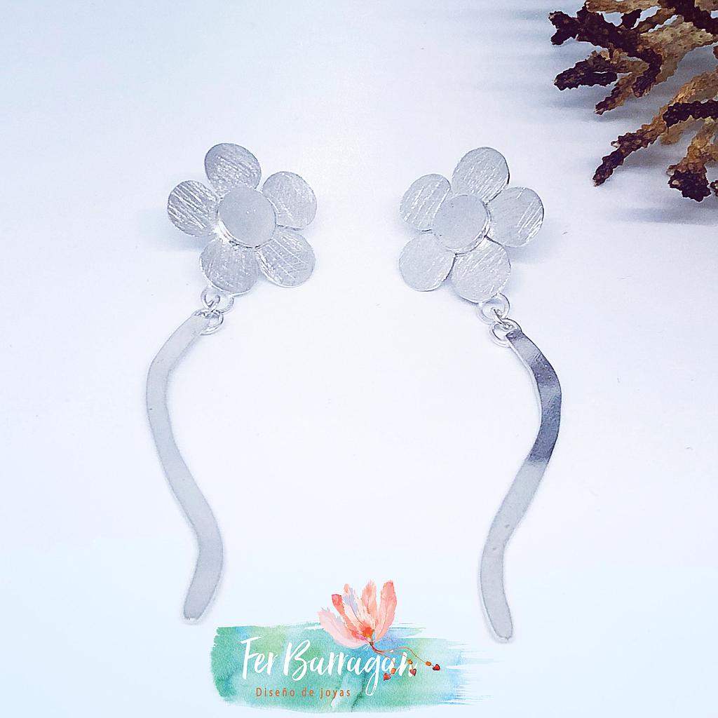 Aretes Flores Con Tallo