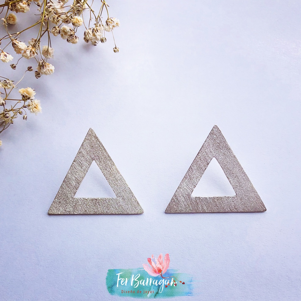 Aretes Triangulares De Plata